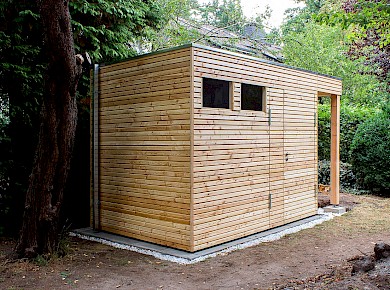 Gartenhaus Gartenhaus mit Vordach